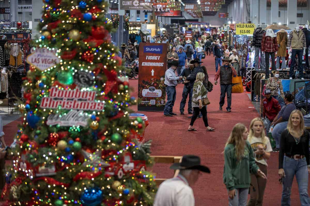 Nfr Cowboy Christmas 2024 Rona Vonnie